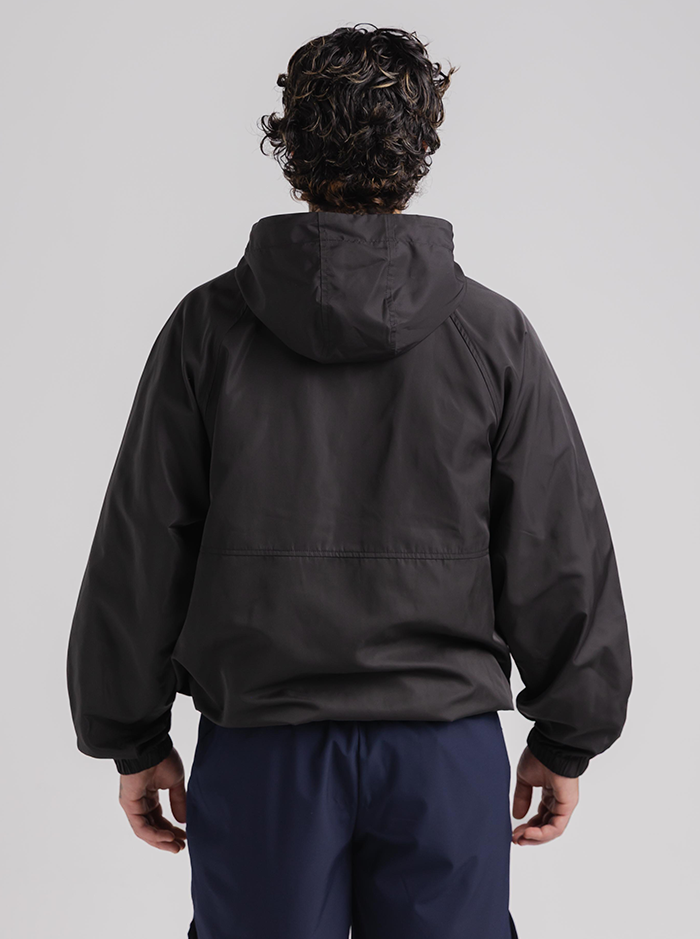 Training Windbreaker in Slate